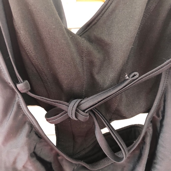 💚 black one piece with beading design - Picture 7 of 10